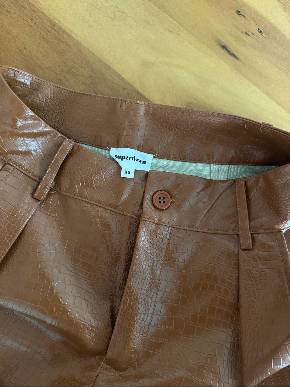 Superdown Dominica Python Shorts - Picture 6 of 6